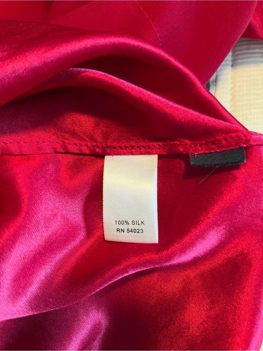 Banana Republic 100% Silk Blouse Small Red Pintuck Square Neck Top - Picture 9 of 10